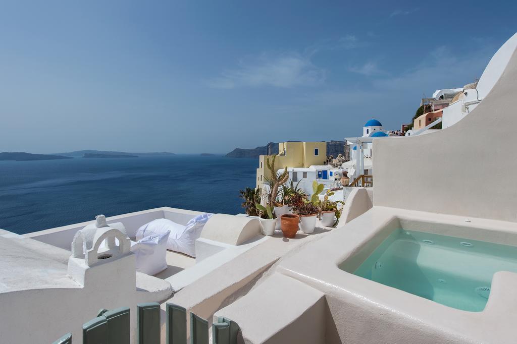Villa Artia Mansion à Oia  Extérieur photo