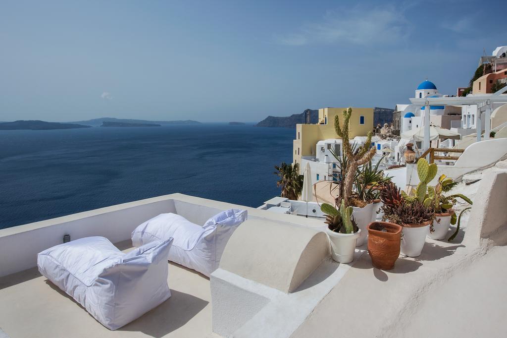Villa Artia Mansion à Oia  Extérieur photo